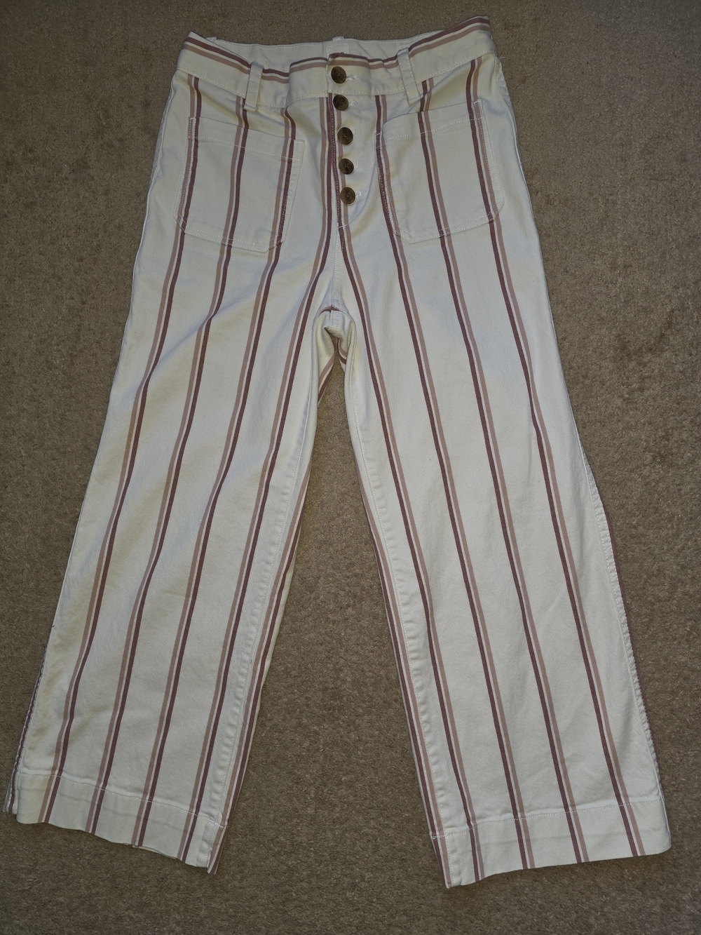 GAP White Wide-Leg Pants with Pink Stripes